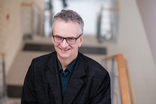 Prezes - prof. dr hab. Zbigniew D. Czachór (Uniwersytet im. Adama Mickiewicza)